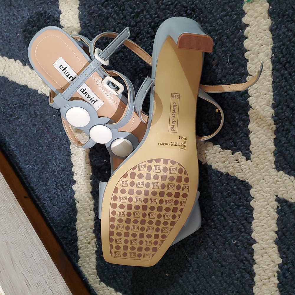 Charles David Blue and White Heeled Sandals - Picture 3 of 4